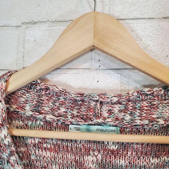 Maurice's v-neck sweater - Picture 5 of 13